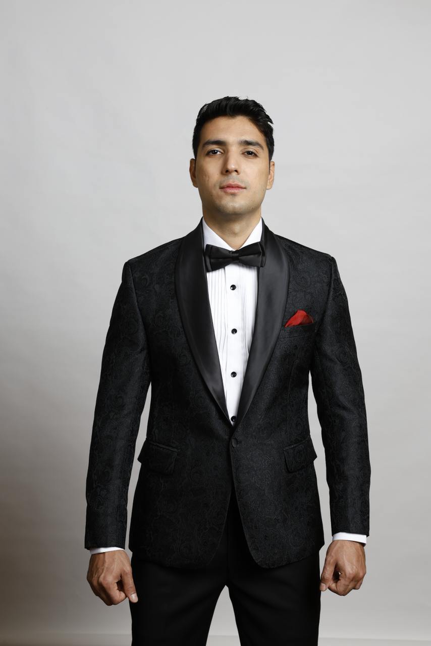Black jacquard tuxedo with satin lapels